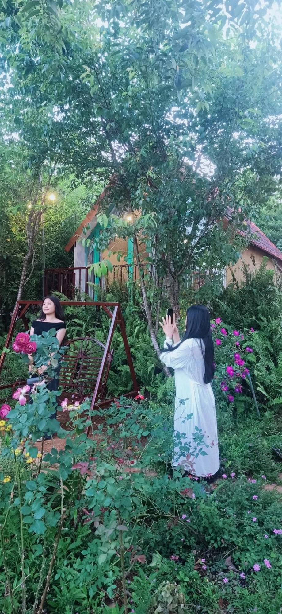 Paradiso Homestay Mangden Kon Von Kla 외부 사진